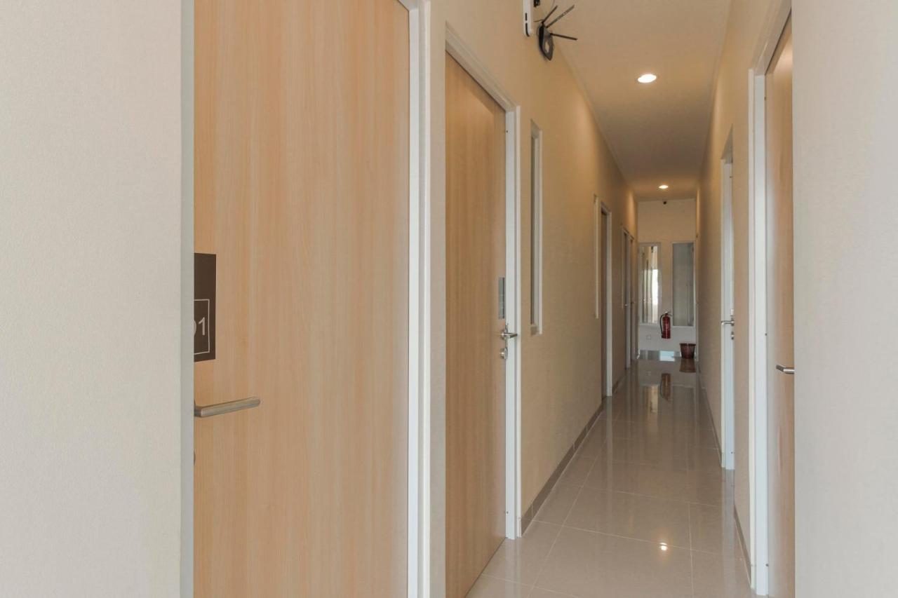 Reddoorz Near Soekarno Hatta Airport Ξενοδοχείο Τάνγκερανγκ Εξωτερικό φωτογραφία